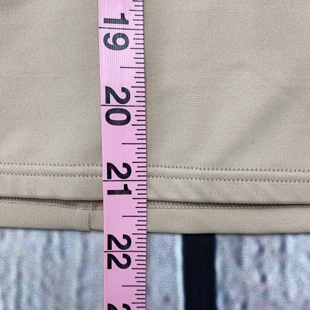 Nude Shapewear/Skirt Size: 2XL - Picture 11 of 17